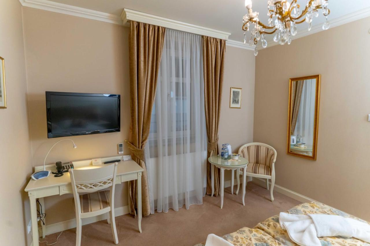 Resovia Residence Hotel*** Жешув Экстерьер фото