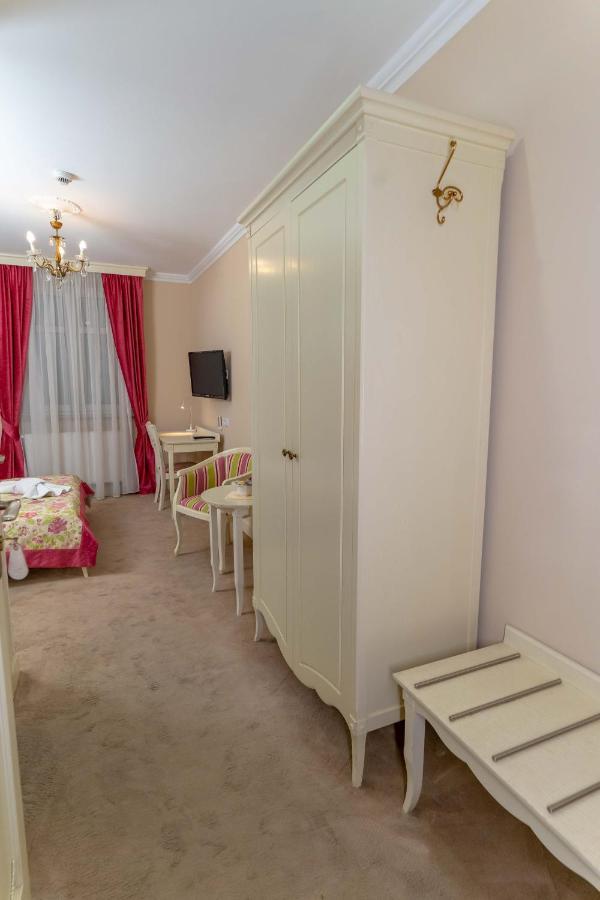 Resovia Residence Hotel*** Жешув Экстерьер фото