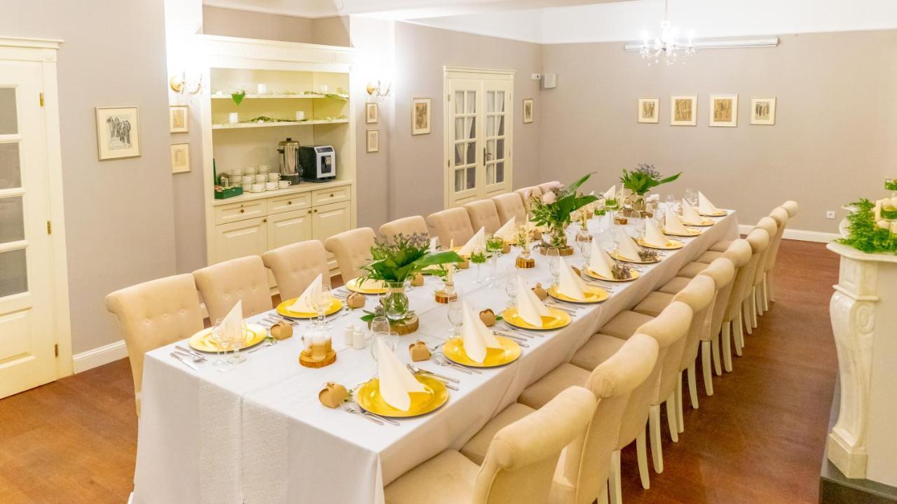 Resovia Residence Hotel*** Жешув Экстерьер фото